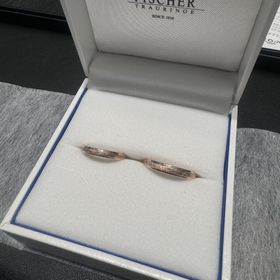【FISCHER(フィッシャー)の口コミ】 アイスマット加工を表面に施してもらい個性的な指輪になった。また他の指…