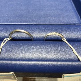 【銀座ダイヤモンドシライシの口コミ】 とてもキラキラしていて
上からも下からも真上から見てもとっても綺麗で
…