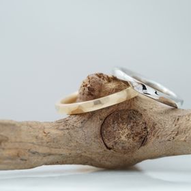 【THREE TREES(スリーツリーズ)の口コミ】 友人から紹介してもらい、とても素敵な指輪を作成していたので気になって…