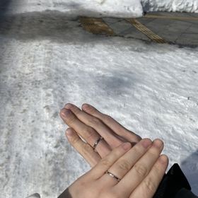 【LEGAN(レガン)の口コミ】 自分でオリジナルのダイヤを選択できました。
３つのうち、真ん中にピンク…