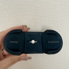 【ハリー・ウィンストン(Harry Winston)の口コミ】 とにかくキラキラしたデザインが良かったので、パヴェデザインはオススメ…