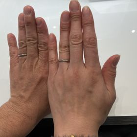 【NINA RICCI(ニナリッチ)】の口コミ 指輪のデザインのひねりが、1回転だと男性側がシンプルに感じ、ペア感が薄...