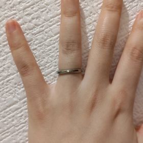 【SORA(ソラ)の口コミ】 一般的な“銀色”じゃない指輪が欲しくてSORAに行きました。
ピ…