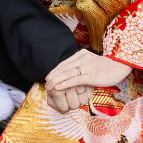 【4℃ BRIDAL(ヨンドシーブライダル)の口コミ】 結婚指輪と婚約指輪は重ね付けして普段使いできるものが良かったので、結…