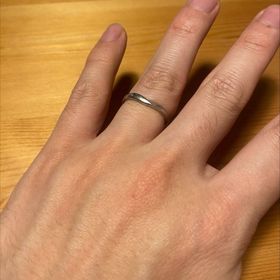 【ラザール ダイヤモンド(LAZARE DIAMOND)の口コミ】 付け心地と、ダイヤモンドの輝きが他ブランドとの違いを感じました。
また…