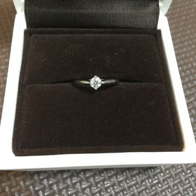 【アイプリモ(I-PRIMO)の口コミ】 可愛い系のデザインが苦手なので、シンプルですっきりとしたデザインがか…