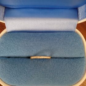【銀座ダイヤモンドシライシの口コミ】 普段あまり指輪を付けないので、指輪にこだわりがなかったので、婚約指輪…