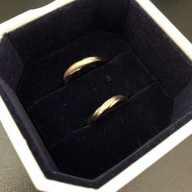 【4℃ BRIDAL(ヨンドシーブライダル)の口コミ】 昔から4℃さんに憧れがあり、店舗に伺いピンクゴールドのウェーブかかった…