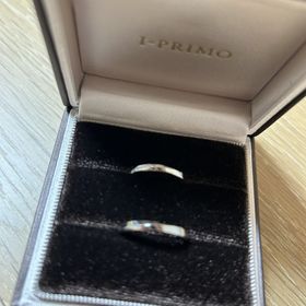 【アイプリモ(I-PRIMO)の口コミ】 シンプルで長く付けられるデザイン。ストレートですが、ねじれが入ってい…