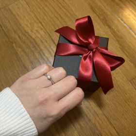 【ラザール ダイヤモンド(LAZARE DIAMOND)の口コミ】 ラザールダイアモンドは、ダイアモンドの輝きがとても綺麗です。ダイアモ…