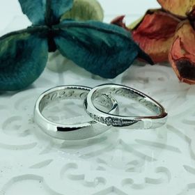 【Antille(アンティール)の口コミ】 素材をプラチナにしなので強度もあり、生活していても気にせずつけていら…