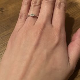 【アネリディギンザ(ANELLI DI GINZA)の口コミ】 デザインが比較的にシンプルで、普段使いできるデザインでとても可愛いで…