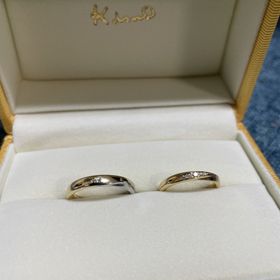 【ケイウノ ブライダル(K.UNO BRIDAL)の口コミ】 婚約指輪とセットでより引き立つデザイン
普段の単体でももちろんちょうど…