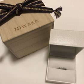 【俄(にわか)の口コミ】 ゴージャス過ぎず、あまり人と被らないデザインがとても気に入っています…