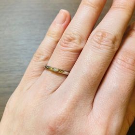 【モニッケンダム(MONNICKENDAM)の口コミ】 一粒ダイヤモンドでシンプルだけど、他にはないデザインなのが気に入って…