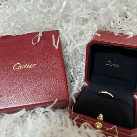 【カルティエ(Cartier)の口コミ】 デザインもあまり流行りに流されないような定番な可愛いデザインで気に入…