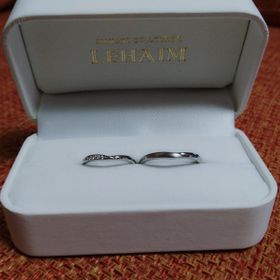 【LEHAIM(レハイム)の口コミ】 たくさんの指輪を試着した結果、普段からアクセサリーをつけ慣れていない…