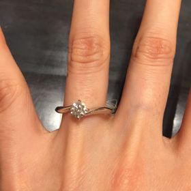 【ケイウノ ブライダル(K.UNO BRIDAL)の口コミ】 2017年3月末までしている婚約指輪と結婚指輪の3本で35万円のセット対象の…