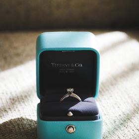 【ティファニー(Tiffany & Co.)の口コミ】 デザインがシンプルです。毎日重ね付けで使用しておりますが、華やかさを…