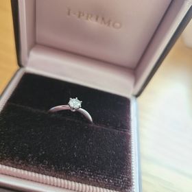 【アイプリモ(I-PRIMO)の口コミ】 デザイン豊富さと自分の要望通りの指輪であり、決める際に私の雰囲気や手…