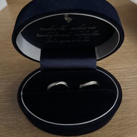 【Something Blue(サムシングブルー)の口コミ】 デザインがおしゃれで、着け心地がいい。
常につけておいても肌馴染みが良…