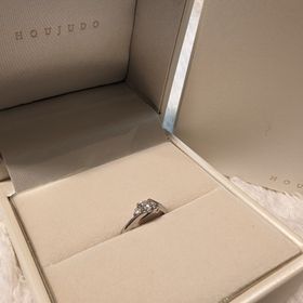 【宝寿堂(ほうじゅどう)の口コミ】 凹凸の少ないデザインで、カジュアルにも着用できるものを選びました。
メ…