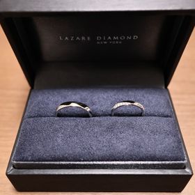 【ラザール ダイヤモンド(LAZARE DIAMOND)の口コミ】 一番気に入ったポイントは、指輪のデザインです。特にダイヤなしのリング…