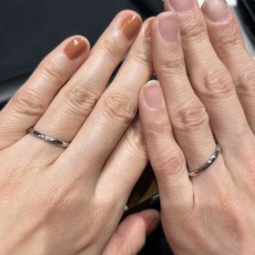 【ラザール ダイヤモンド(LAZARE DIAMOND)の口コミ】 デザインが綺麗で妻は仕事中も時々眺めていると言ってました。立体的にダ…