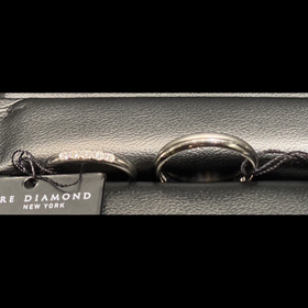 【ラザール ダイヤモンド(LAZARE DIAMOND)の口コミ】 ありそうでないデザイン、シンプルすぎず派手すぎない、手が綺麗に見える…