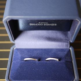 【銀座ダイヤモンドシライシの口コミ】 普段指輪を着けない彼が気にいる指輪、似合う指輪を探していました。
男性…