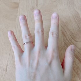 【ケイウノ ブライダル(K.UNO BRIDAL)の口コミ】 ミル打ちのデザインに一目惚れしました。スタッフさんが歴史あるデザイン…