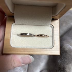 【uchimari(ウチマリ)の口コミ】 お互いの指輪を手作りできる。
いろんなフォントを使用できる。
自分達で…