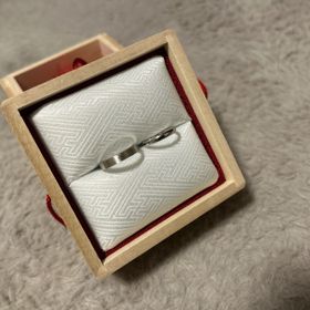 【TOMOE(トモエ)の口コミ】 シンプルなデザインで、長く使っていても飽きないと思うし素敵で、この指…