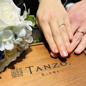 【TANZO.(鍛造指輪)の口コミ】 自分のオリジナルのデザインで発注できるので、世界で一つの結婚指輪を作…