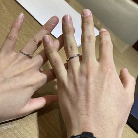 【TOWA(永遠)の口コミ】 デザインはv字が映えていて、女性であれば指が綺麗に見えたり、細く見えた…