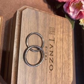 【TANZO.(鍛造指輪)の口コミ】 鍛造製法での指輪なので、鋳造製法の指輪と比較して強度の面で安心感があ…