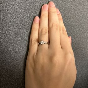 【COLANY(コラニー)】の口コミ ・ありそうでないデザインがいい
・ダイヤが目立つデザインがいい
・着け...