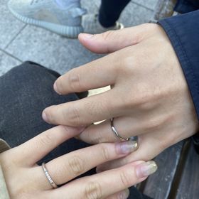 【PORTADA(ポルターダ)の口コミ】 手を動かすたびに、キラキラ光るのが可愛くて選びました！
私の指はむちむ…