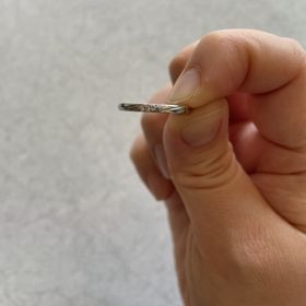 【アイプリモ(I-PRIMO)の口コミ】 シンプルで、飽きずにずっと大切にできるデザイン。男性用と女性用をつな…