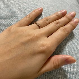 【ケイウノ ブライダル(K.UNO BRIDAL)の口コミ】 2人ともアラジンが好きなのでこちらに決めました。ダイヤが埋め込まれてい…