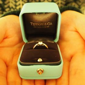 【ティファニー(Tiffany & Co.)の口コミ】 憧れのティファニーの指輪を旦那さんにプレゼントしてもらいました。ダイ…