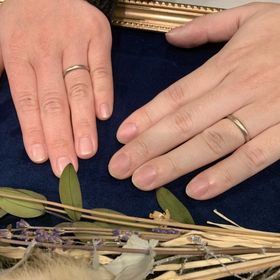 【atelier CraM(アトリエ クラム)の口コミ】 普段アクセサリーをつけないので、シンプルなデザインで馴染みやすいもの…