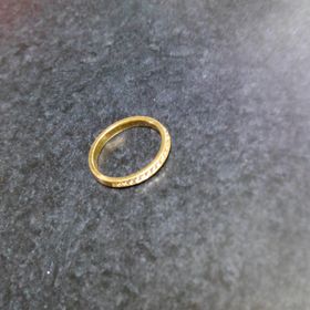 【RUGIADA(ルジアダ)】の口コミ 少しデザインのある指輪を探していました。

つけたときにキラッと華やか...