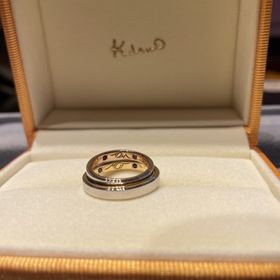 【ケイウノ ブライダル(K.UNO BRIDAL)の口コミ】 指輪内側のデザインをデザイナーさんに作ってもらえました。趣味や仕事の…