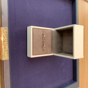 【TOWA(永遠)の口コミ】 デザインが超可愛い！
ピンクゴールドは肌馴染みが良く、どんなコーデにも…