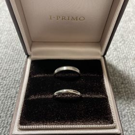 【アイプリモ(I-PRIMO)の口コミ】 シンプルかつダイヤのキラメキもあって、とてもお気に入りです。指馴染み…
