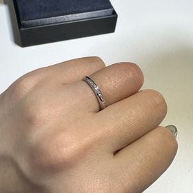 【ラザール ダイヤモンド(LAZARE DIAMOND)の口コミ】 付け心地がとても良く、ひっかかりもなく違和感がないです。
店頭で着用し…