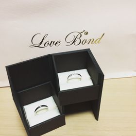 【Love Bond(ラブボンド)の口コミ】 コンプレックスの指の太さが気にならない指輪を探していたのですが、担当…