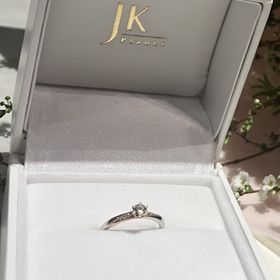 【JKPLANET(JKプラネット)の口コミ】 細めのコンビネーションリングで、ダイヤモンドを小さめにし普段から重ね…