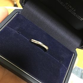 【銀座ダイヤモンドシライシの口コミ】 つけ心地がとても良かったのと、他のと比べても何と言ってもデザイン‼︎デ…